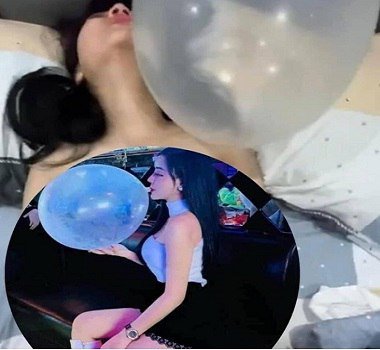 liên quân sex gay Vỗ đỏ cả mông em vẫn nhiệt tình nhún